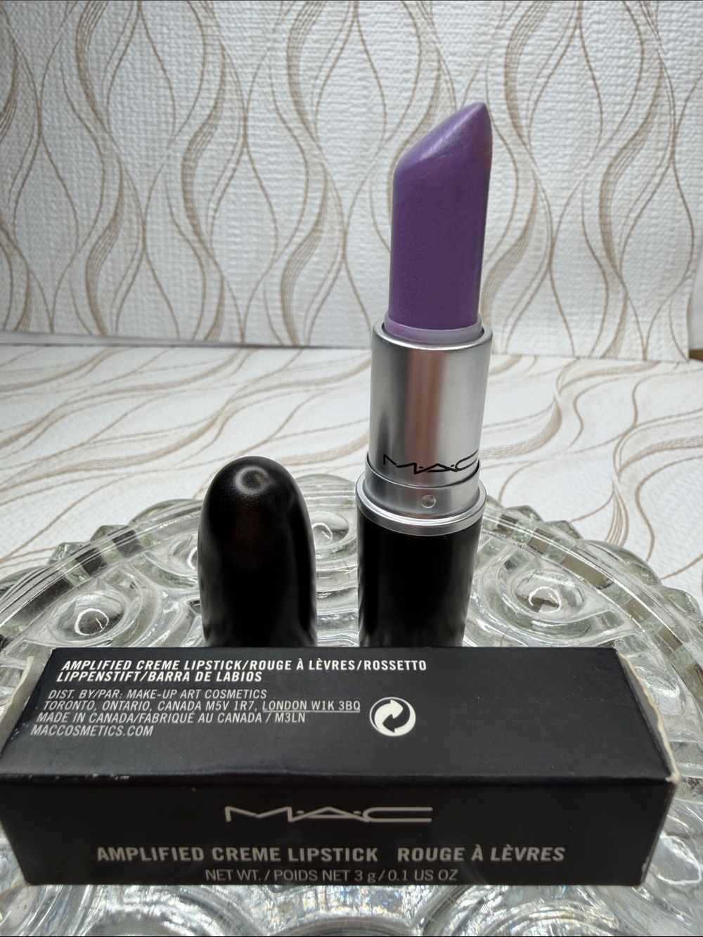 MAC Cosmetics Amplified Creme Lipstick — A26 Lured In
